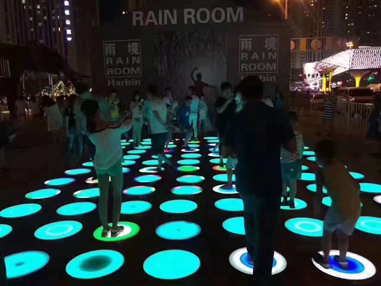 发光地砖   彩色跑   