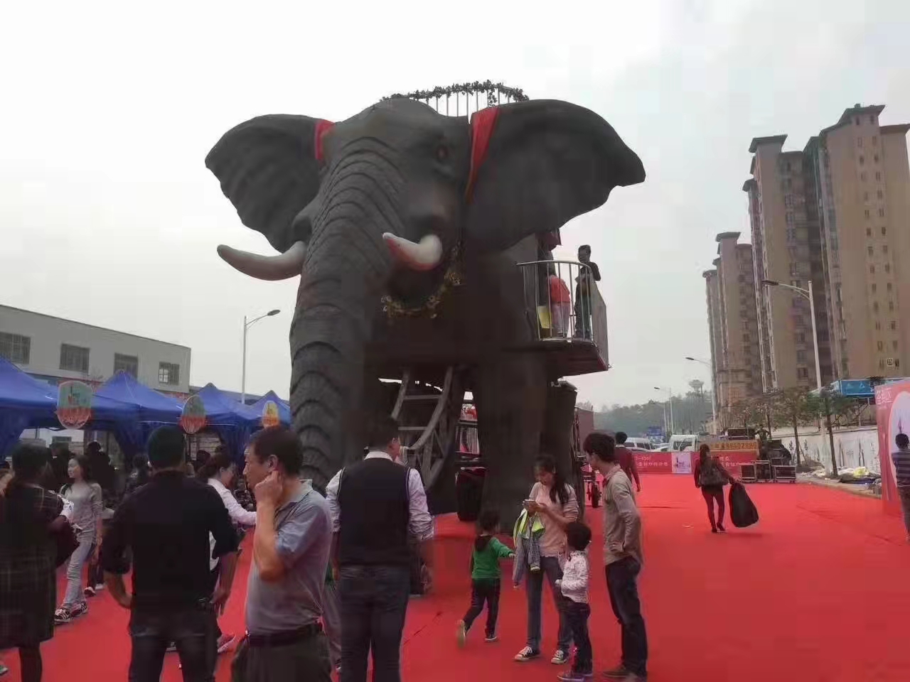 机械大象巡游机械大象大象全国租赁