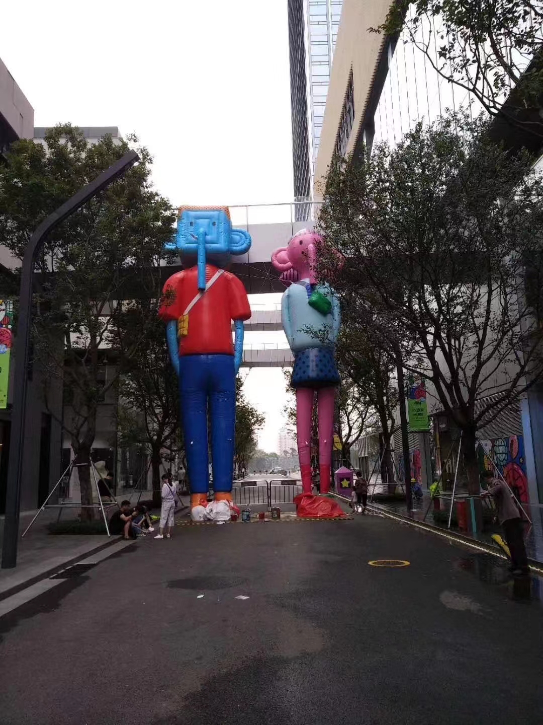巨型卡通气模