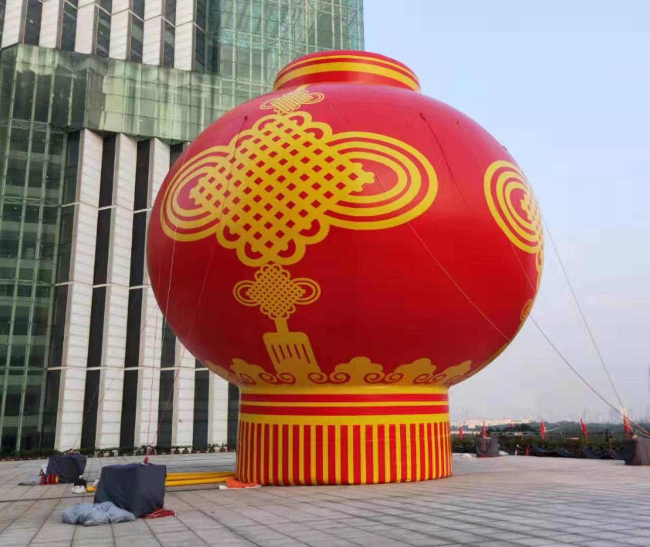 巨型卡通气模