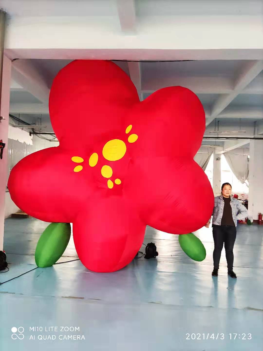 充气花朵气模定制卡通人偶发光花模型蘑菇加灯光景区大型活动宣传