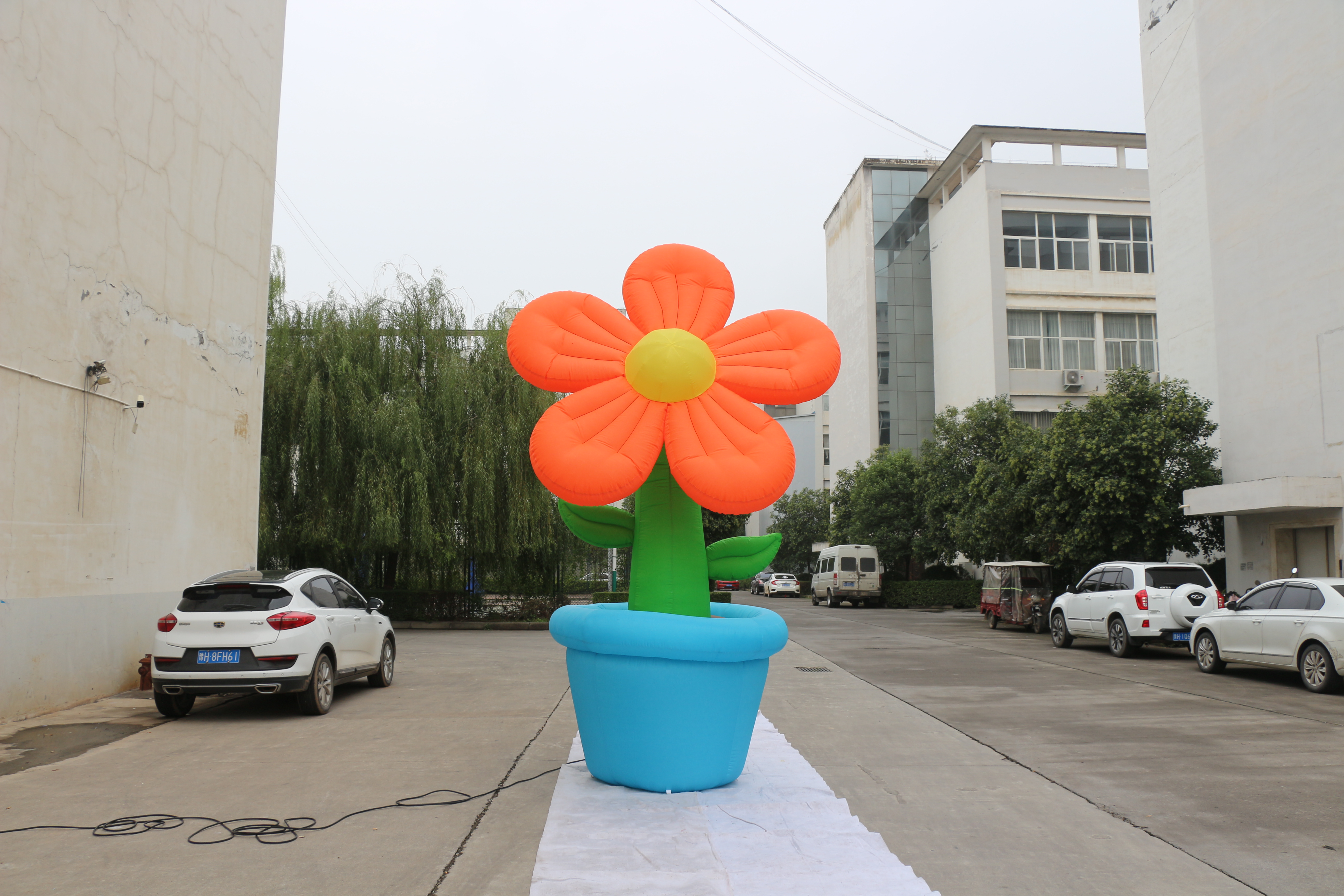 充气花朵气模定制卡通人偶发光花模型蘑菇加灯光景区大型活动宣传