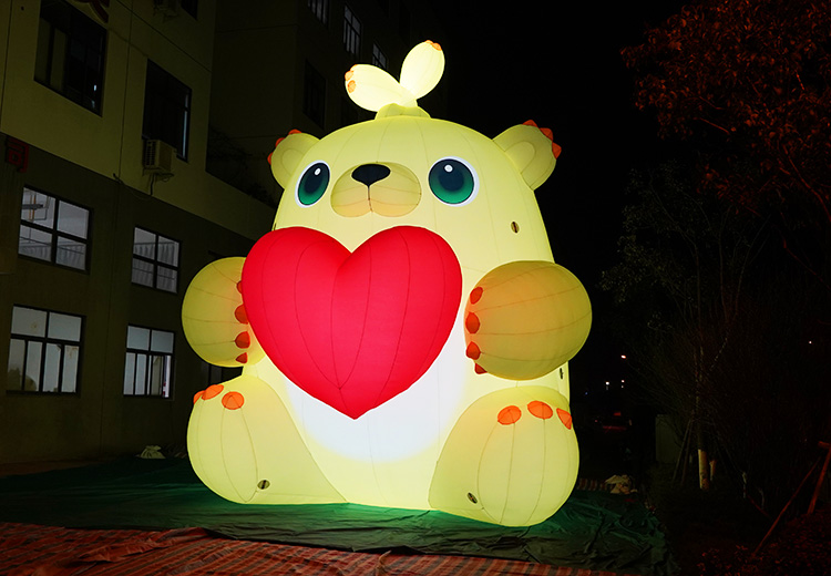 IP卡通造型气模——萌芽<font style="color: #FF8F00 !important;">熊</font>