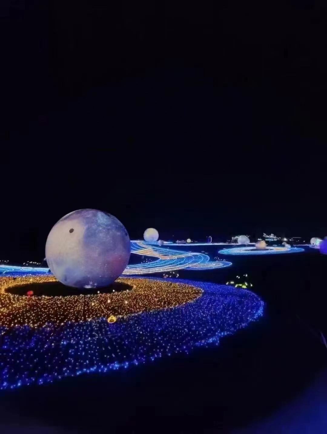 宇宙星河主题流浪地球景区布展