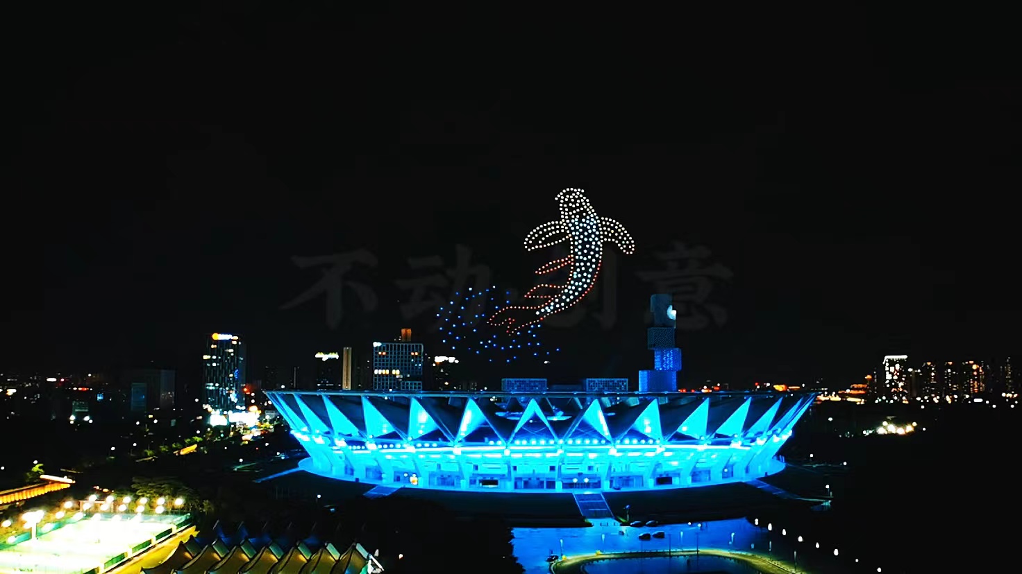 无人机灯光秀、无人机编队