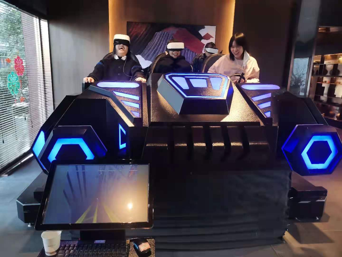 VR暗黑战车 VR6人战车