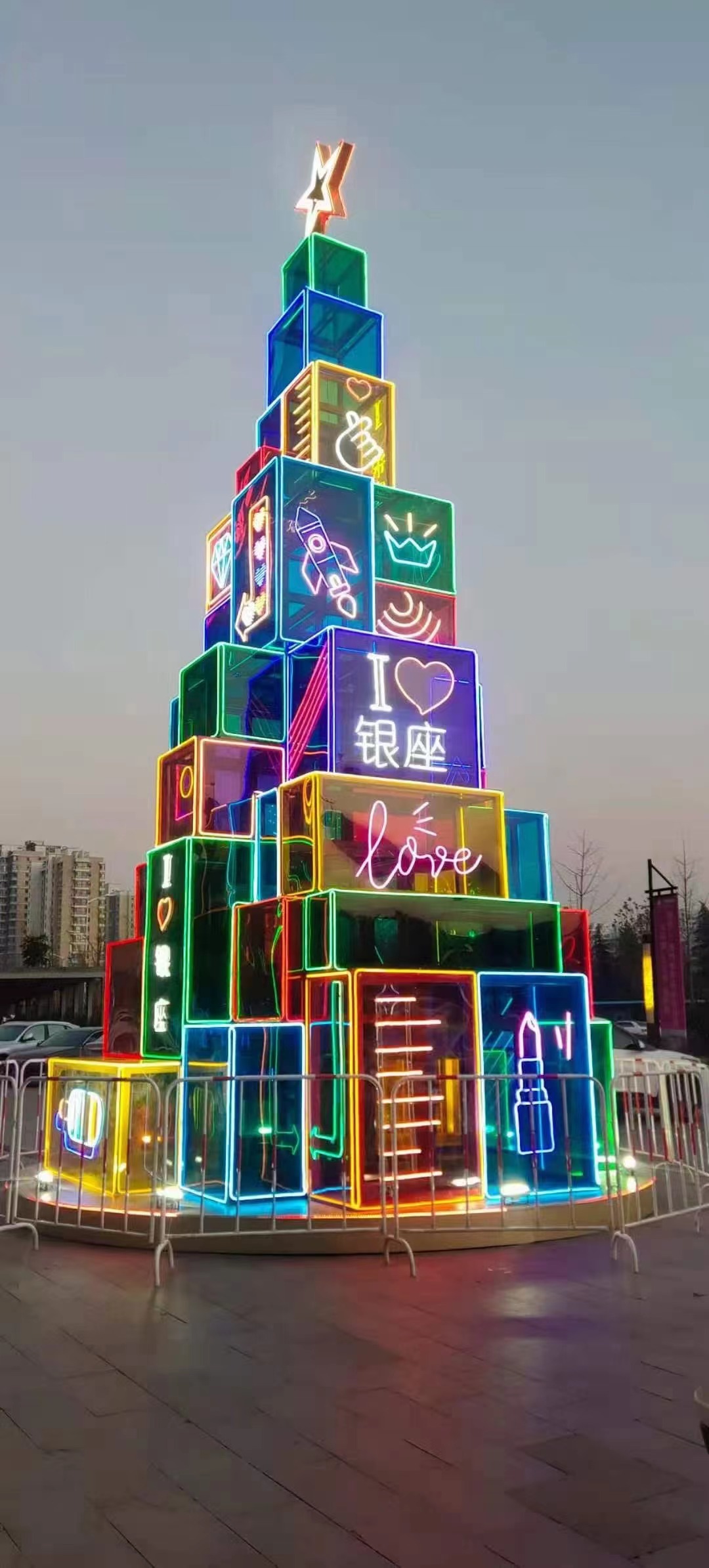 常规圣诞树 创意圣诞树制作 圣诞树定制生产