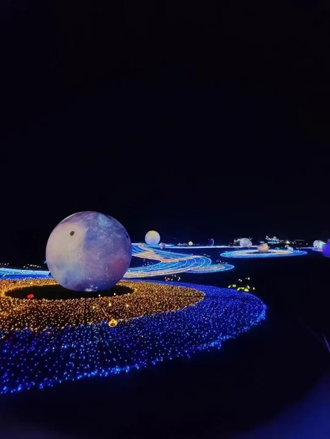 梦幻星球灯光节