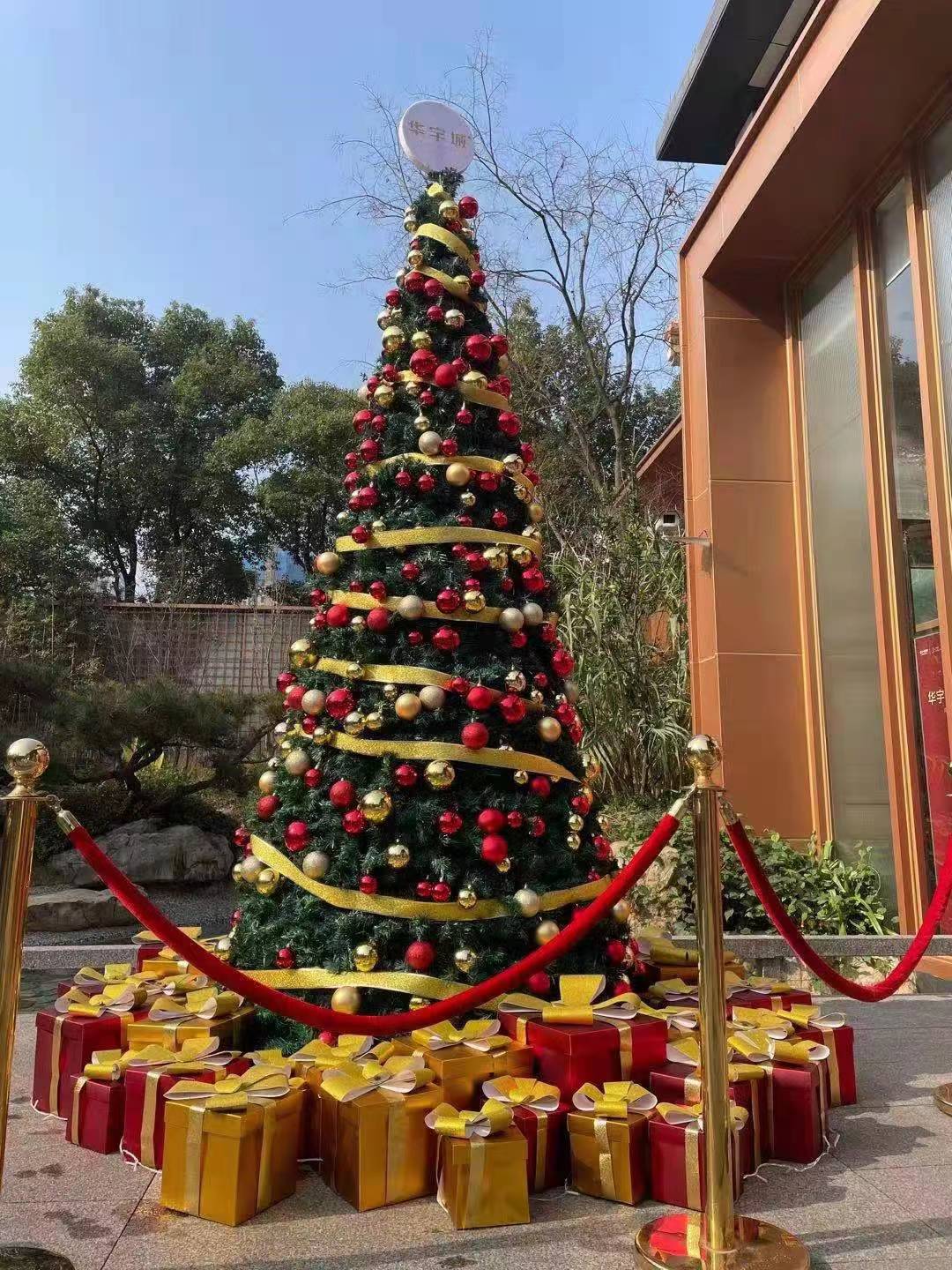 圣诞元旦圣诞树装饰灯光美陈亮化
