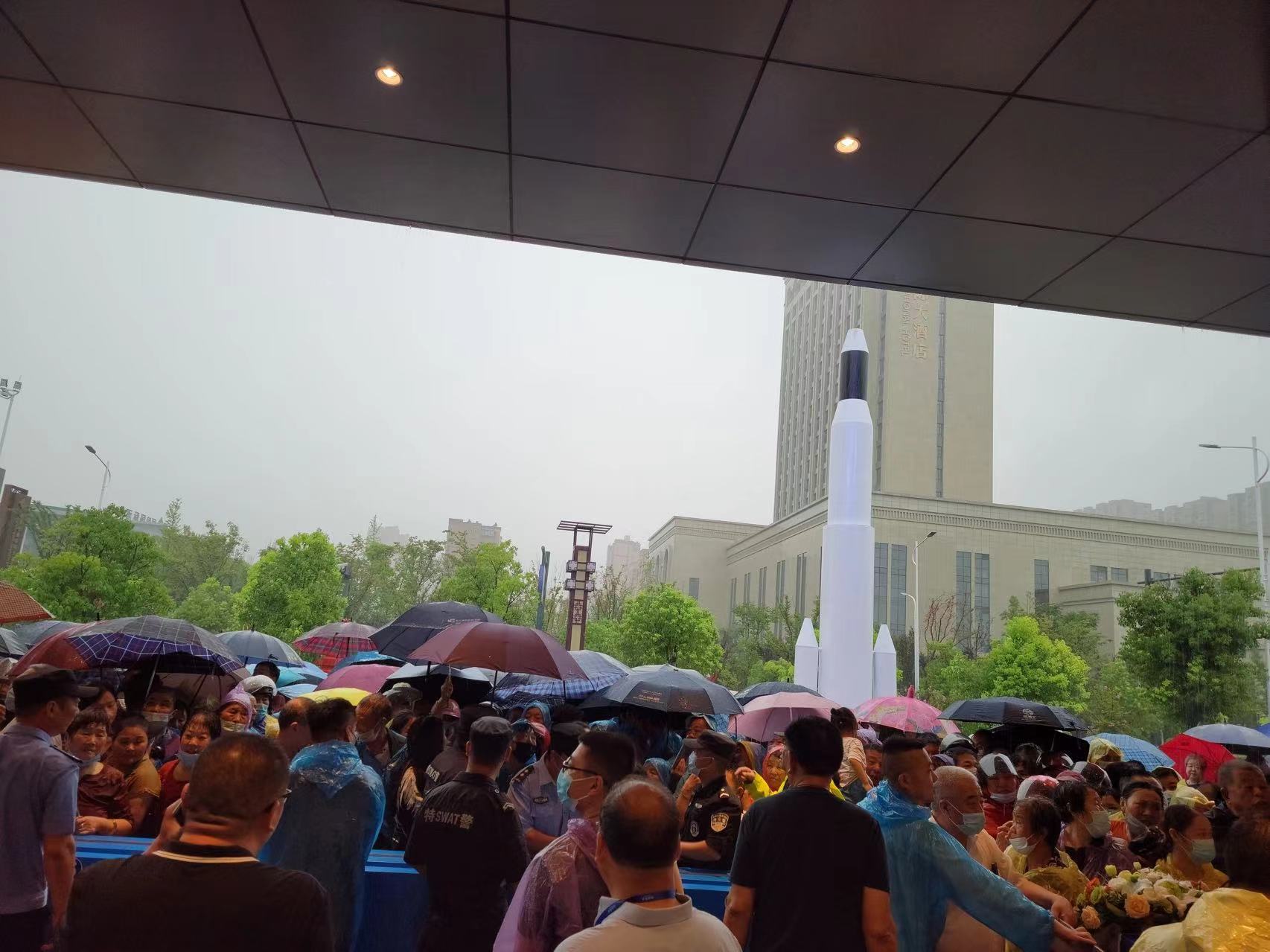 升空火箭启动仪式火箭启动道具装置