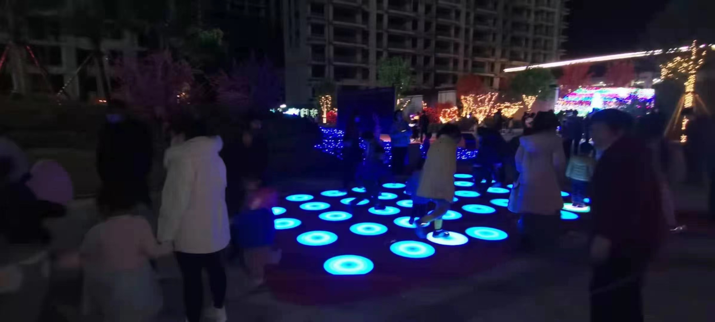 暖场互动灯光节彩色跑