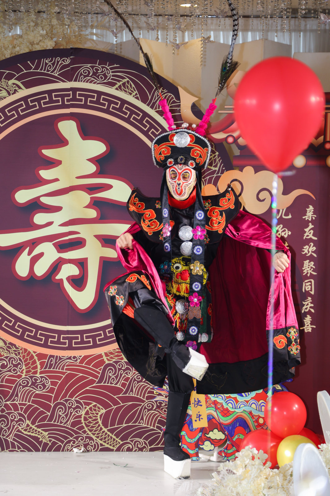 川剧之最变脸吐火