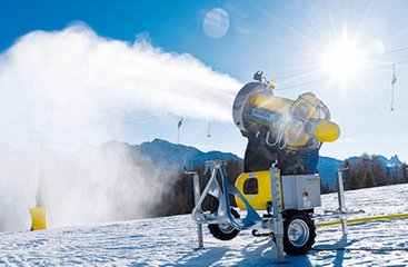 大型造雪机出租 大型冰雪节 冰雪主题乐园打造