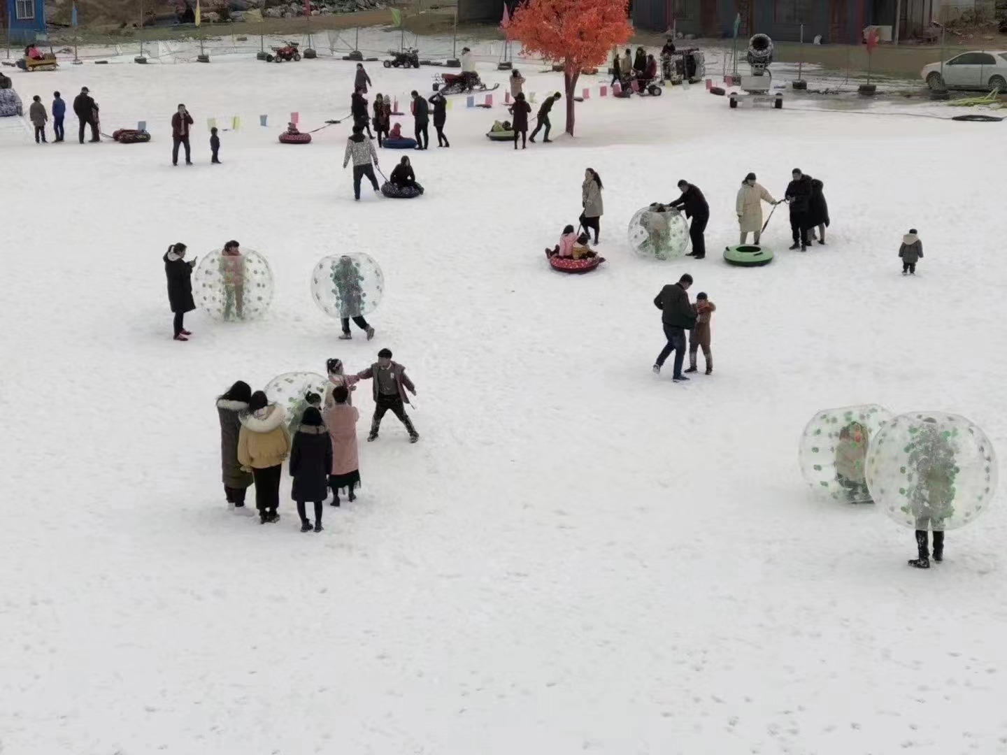 大型造雪机出租 大型冰雪节 冰雪主题乐园打造