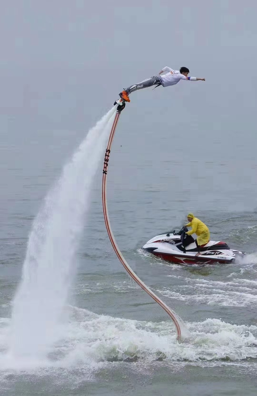 水上飞人