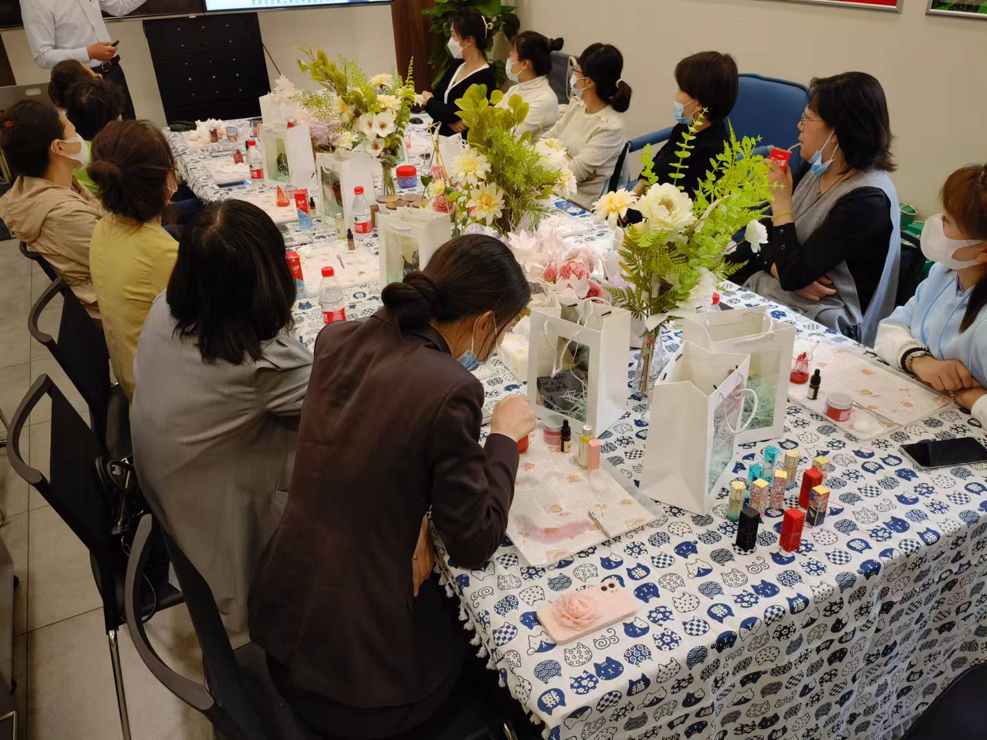 口红DIY/团建/暖场