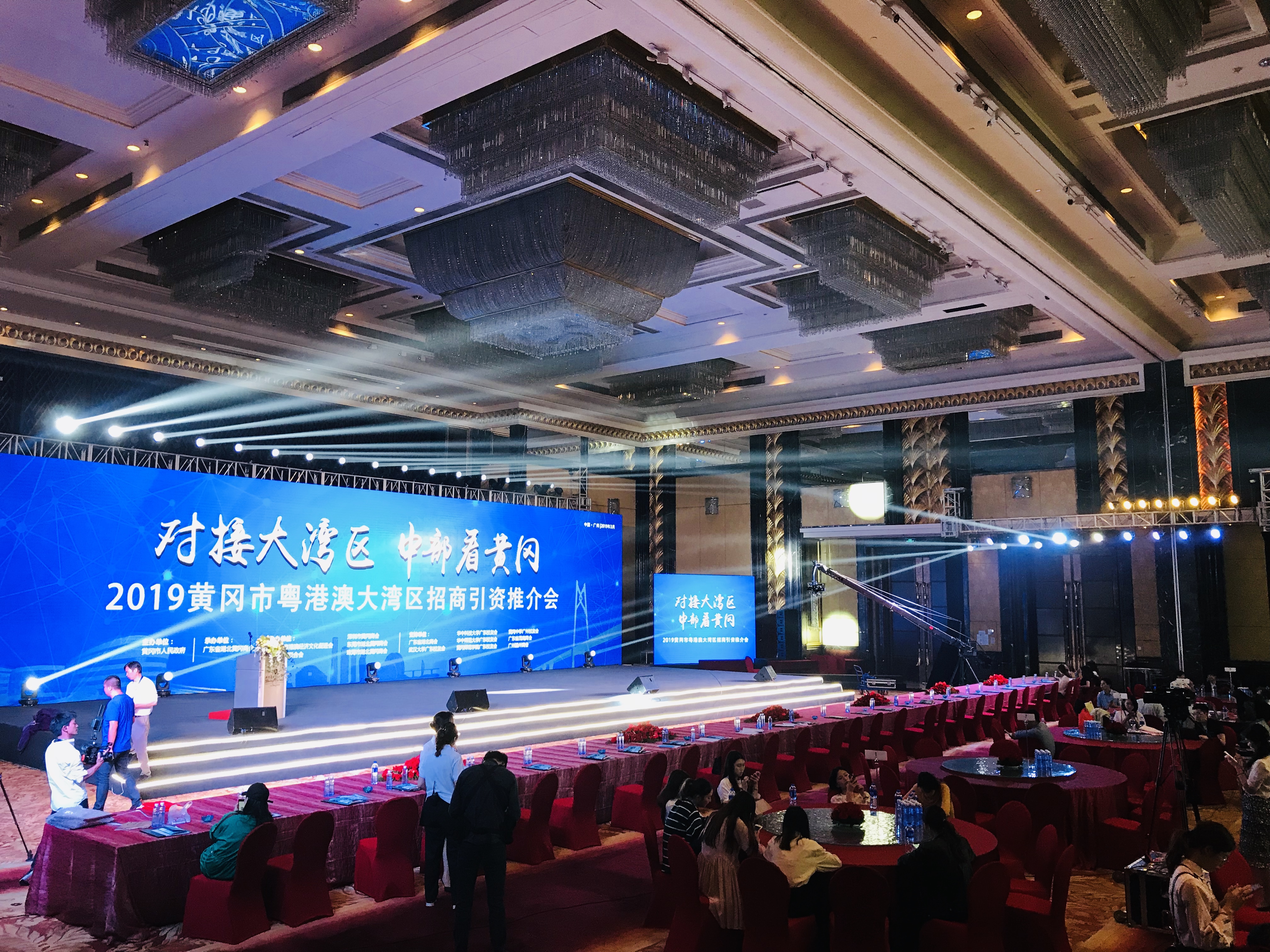 广州活动物料 舞台背景灯光音响桌椅