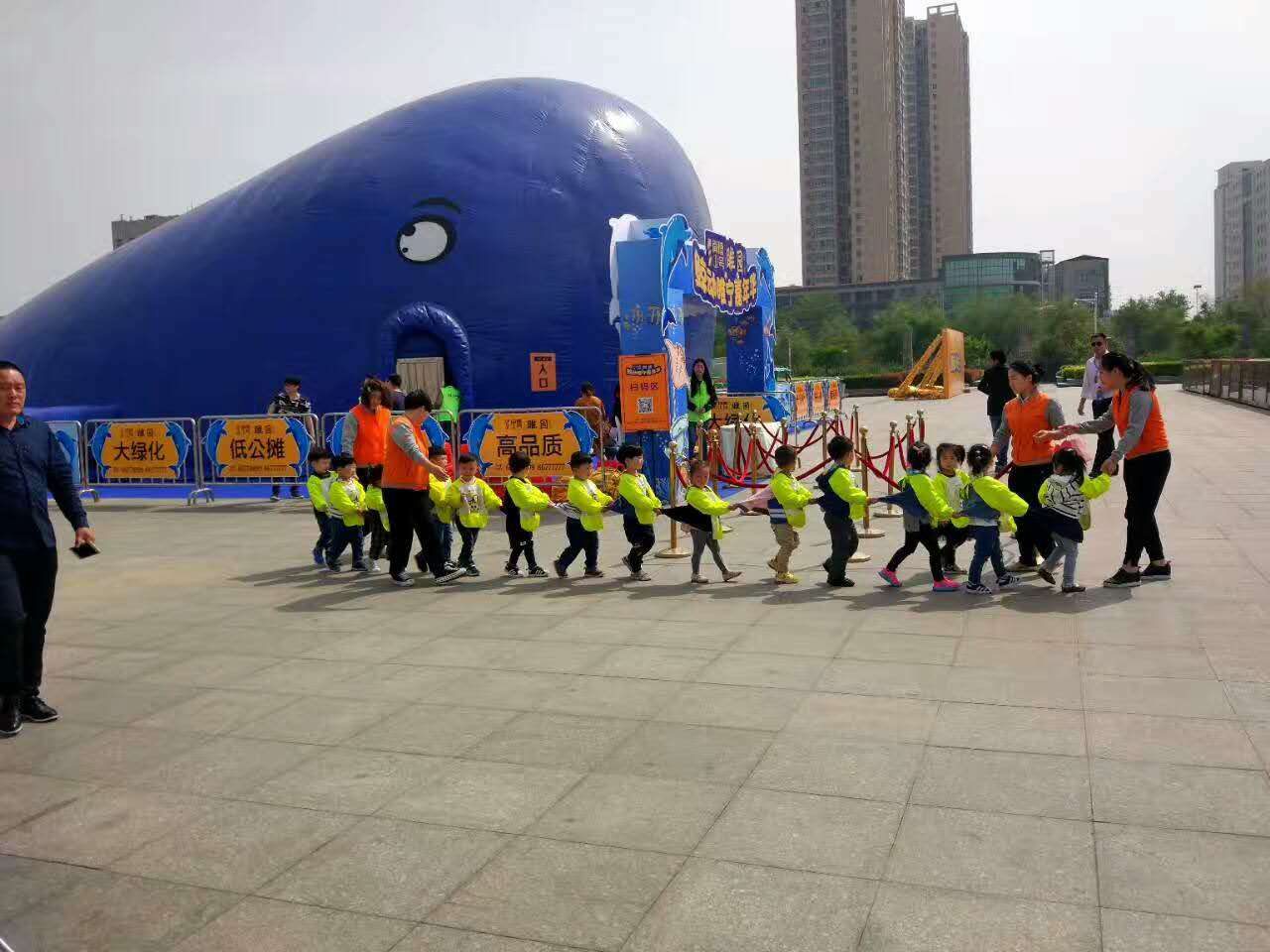 鲸鱼岛乐园/充气大蓝鲸