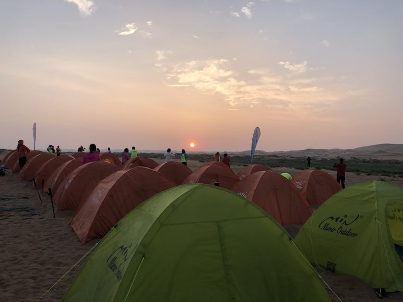 ​沙漠-公司团建体育赛事亲子教育研学户外旅行活动承接