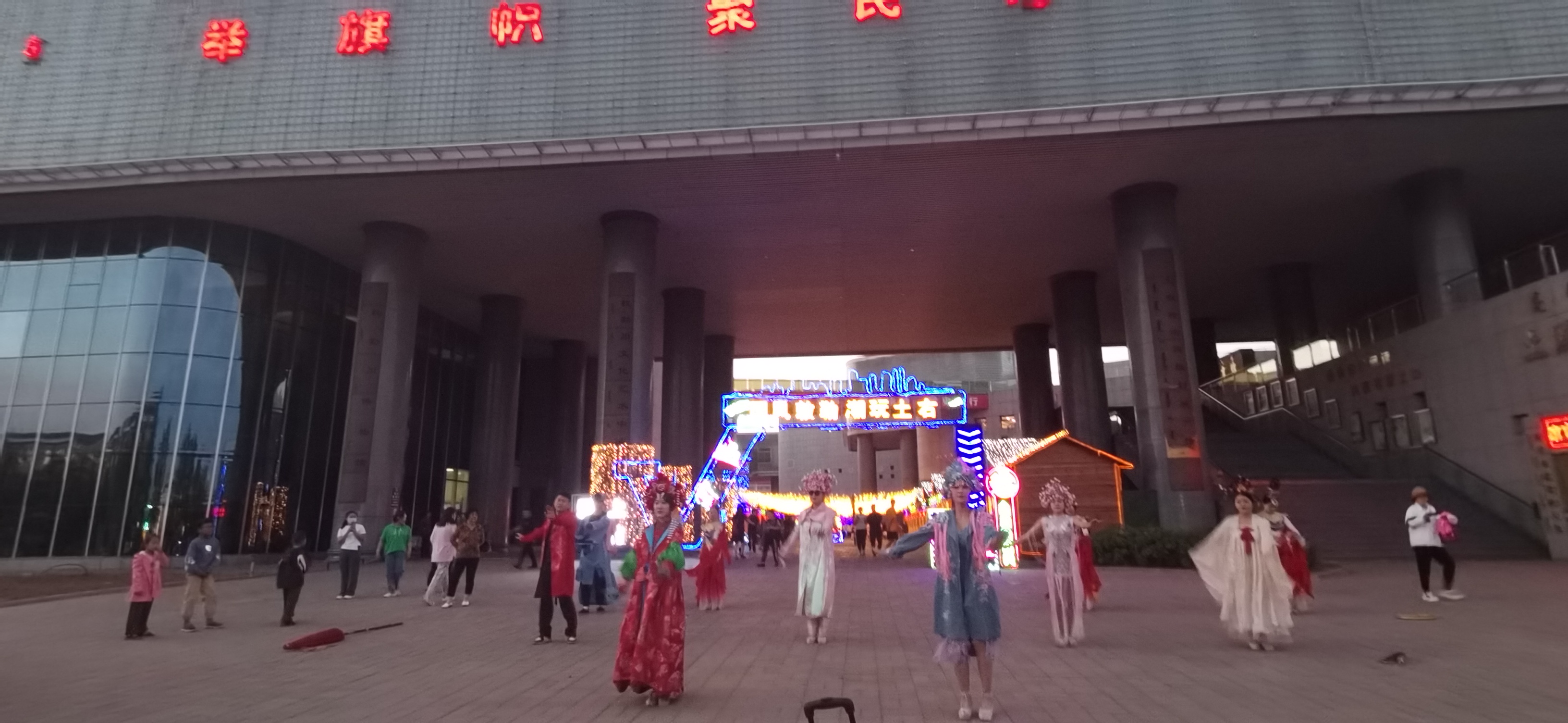 商美文化——商演搭建  演出道具 节目排练 美食节 烟花节 明星演唱会
