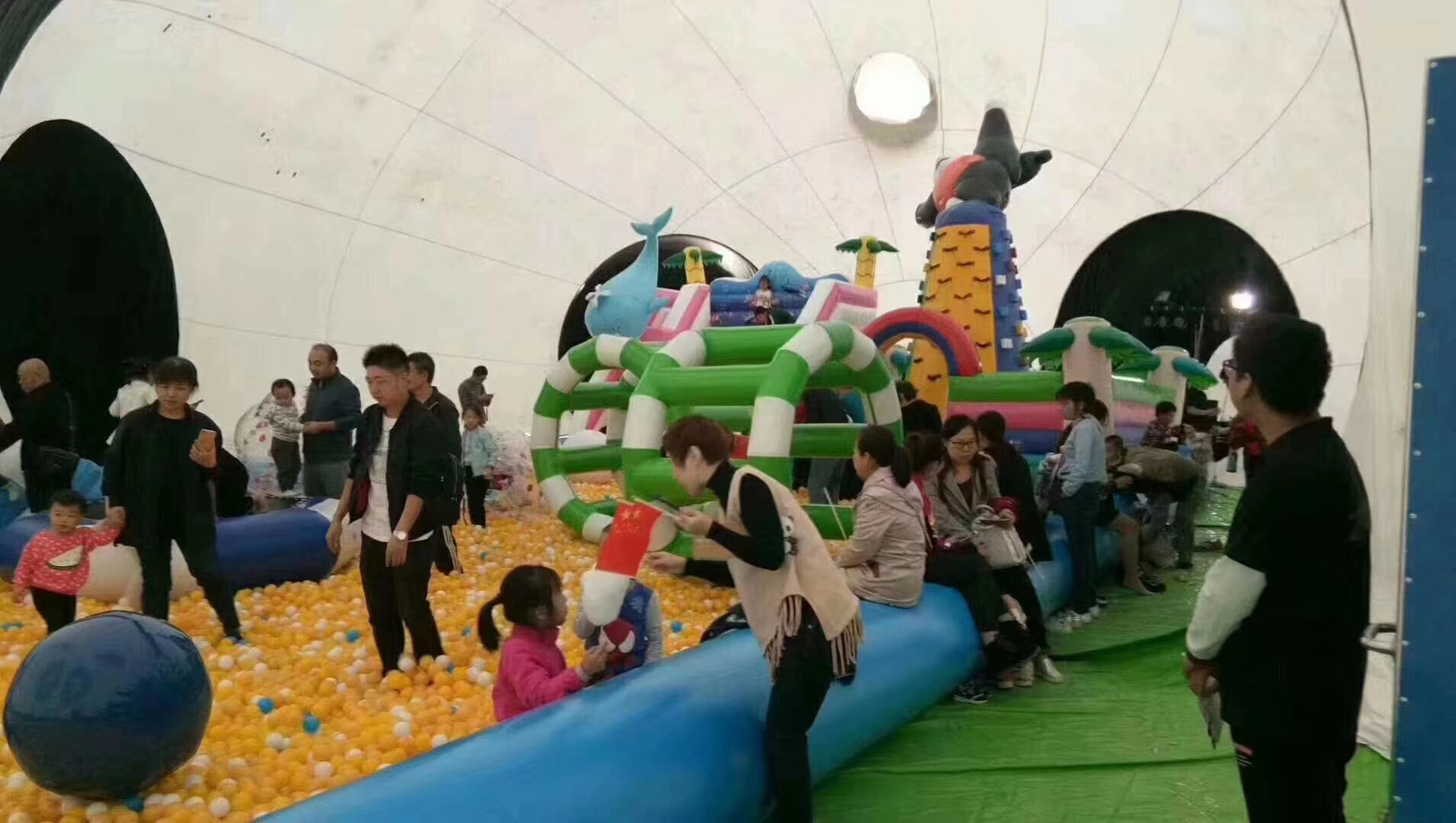 熊猫展氛围布置熊猫玻璃钢现货一手资源
