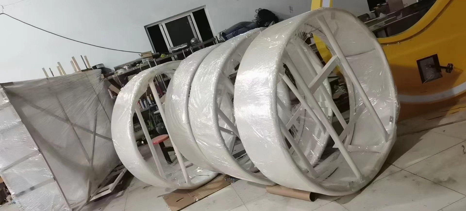 美陈艺术装置烟泡树烟雾泡泡树批量生产工厂直销