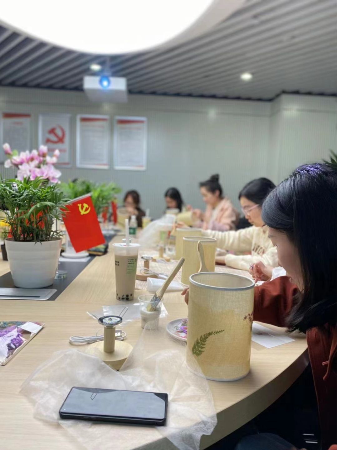 非遗手工系列——押花台灯DIY