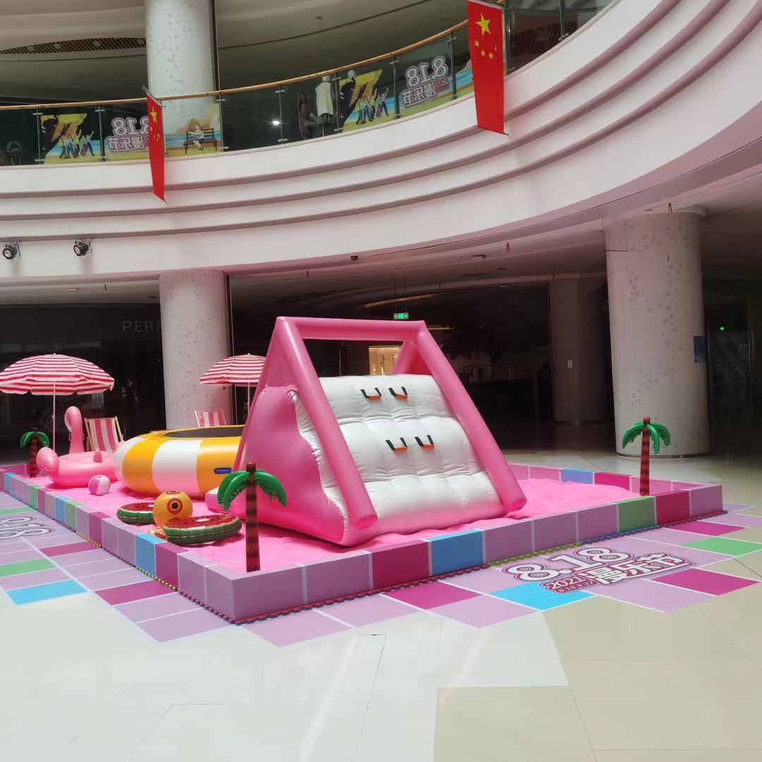 粉色沙滩