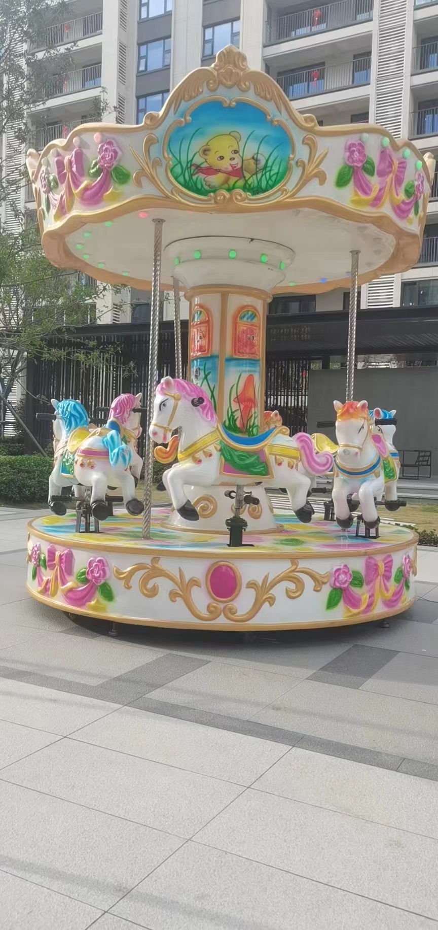 旋转木马
