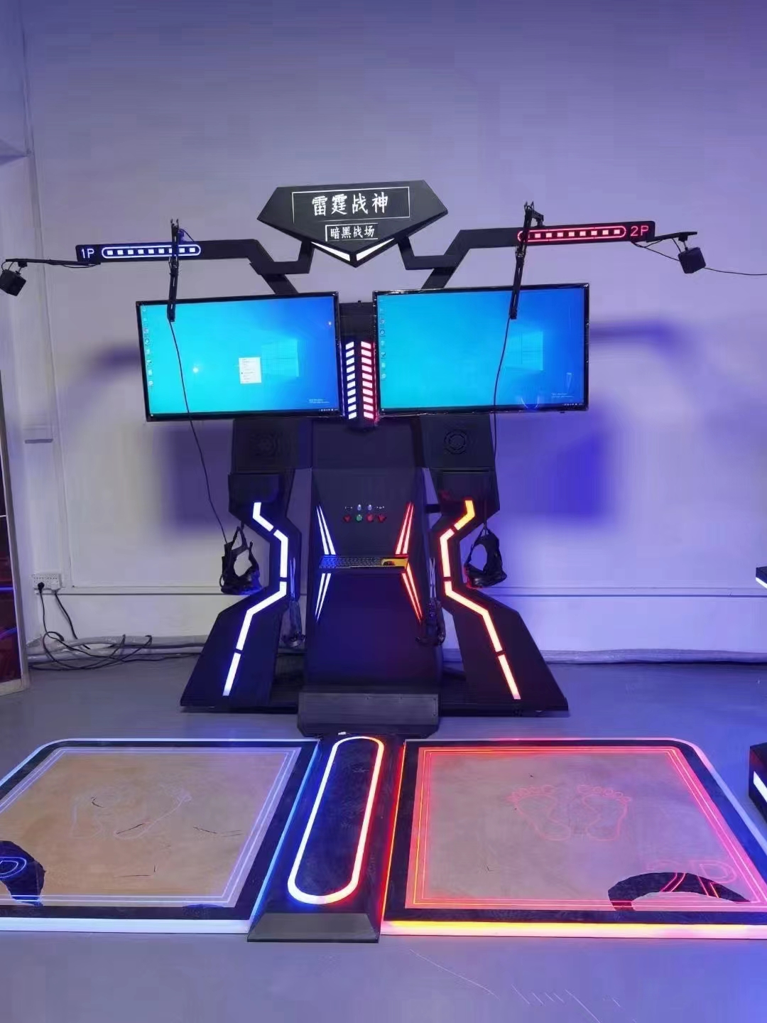 VR设备科技互动游戏设备机器vr机器人
