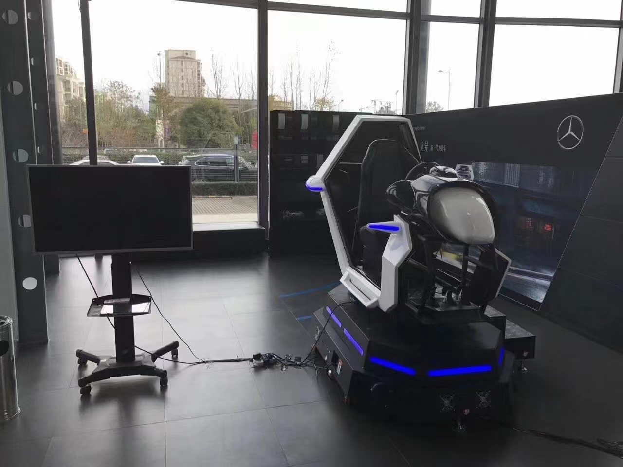 VR设备科技互动游戏设备机器vr机器人