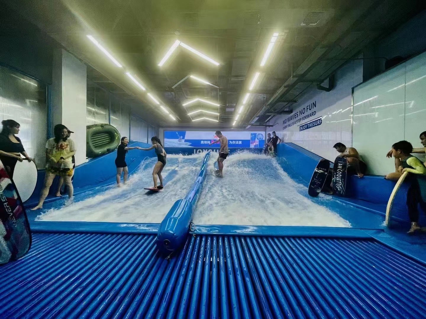 移动式水上冲浪滑板冲浪模拟器清凉一夏地产商场活动必备