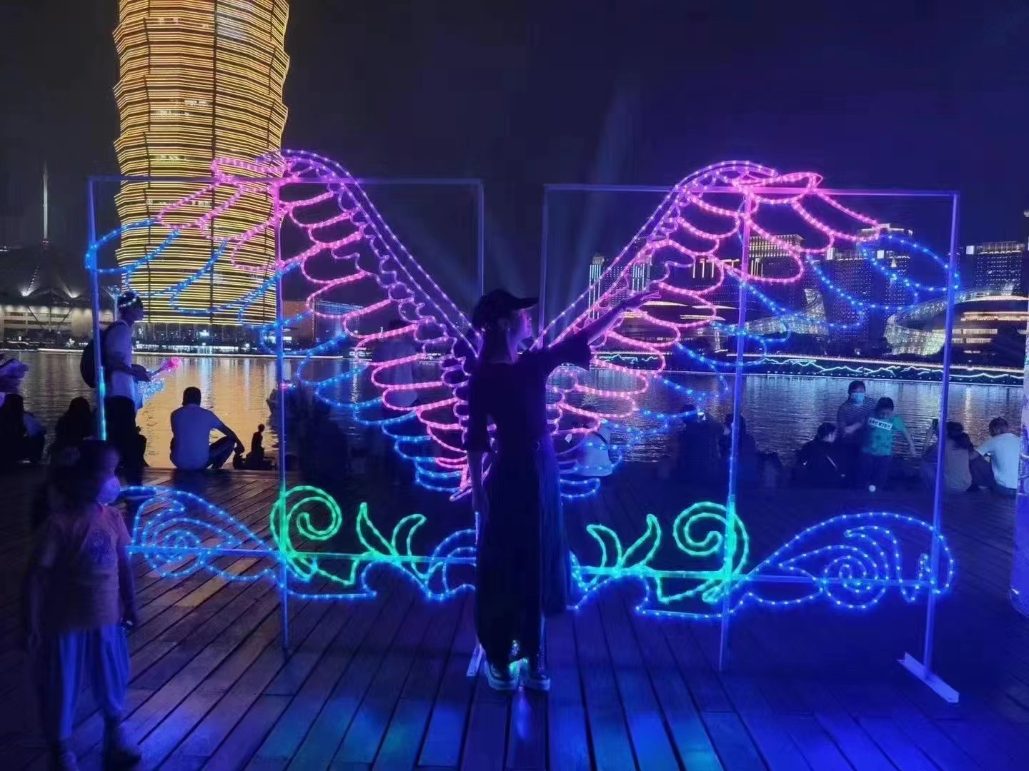 梦幻灯光节灯光展造型树木量化插地花灯厂家