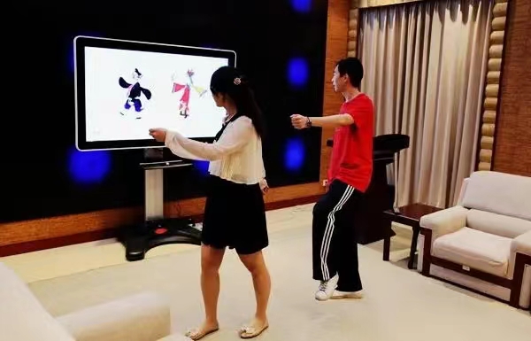 体感互动皮影戏  宣传非遗 弘扬传统文化