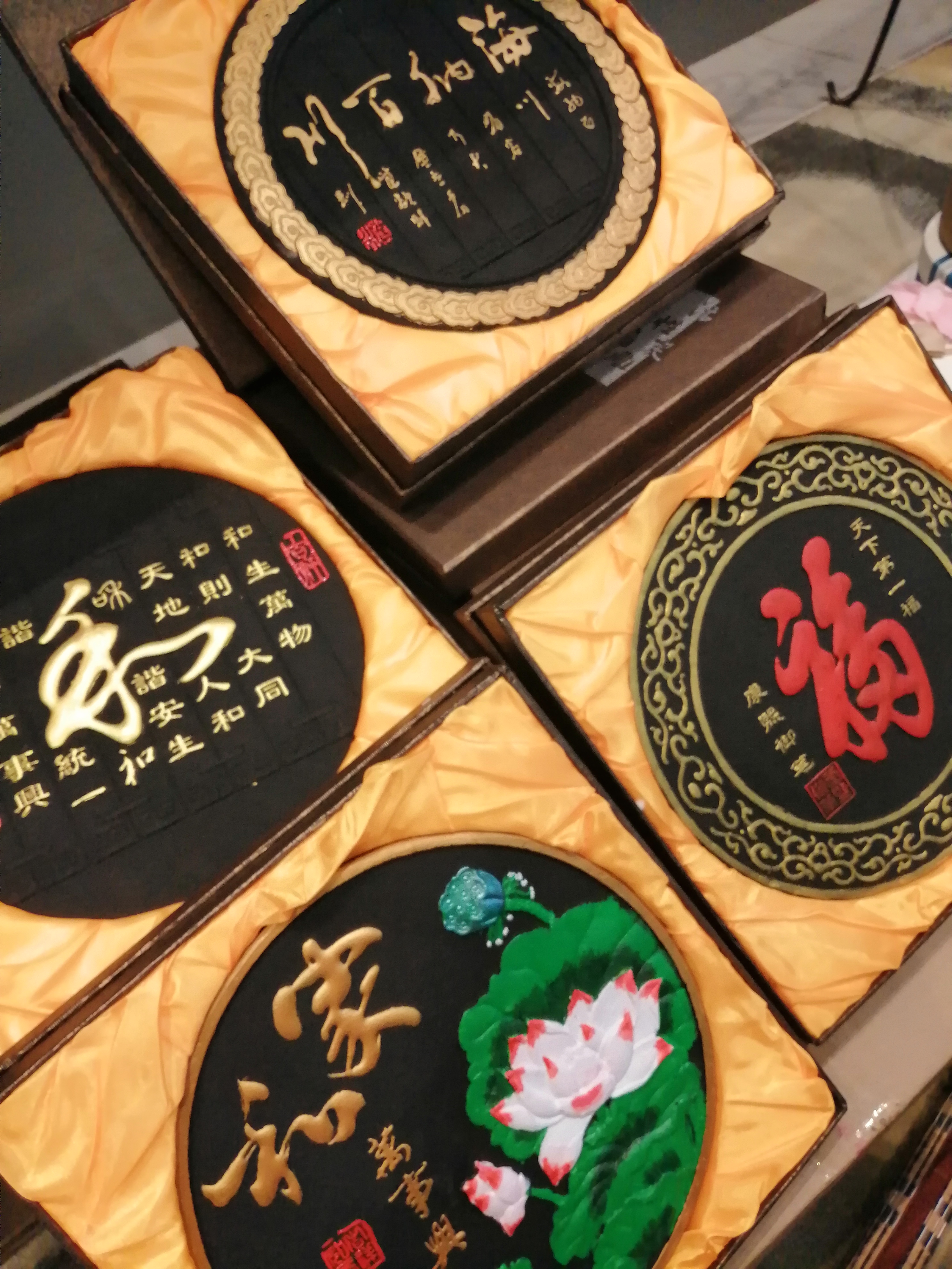 炭雕彩绘