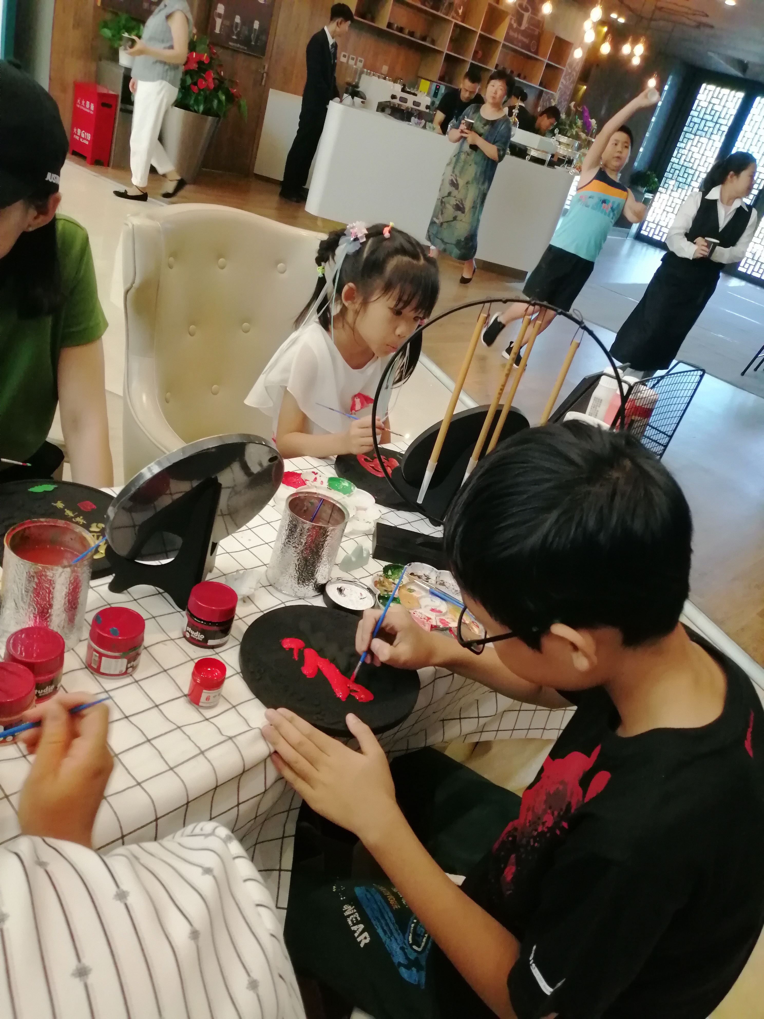 炭雕彩绘