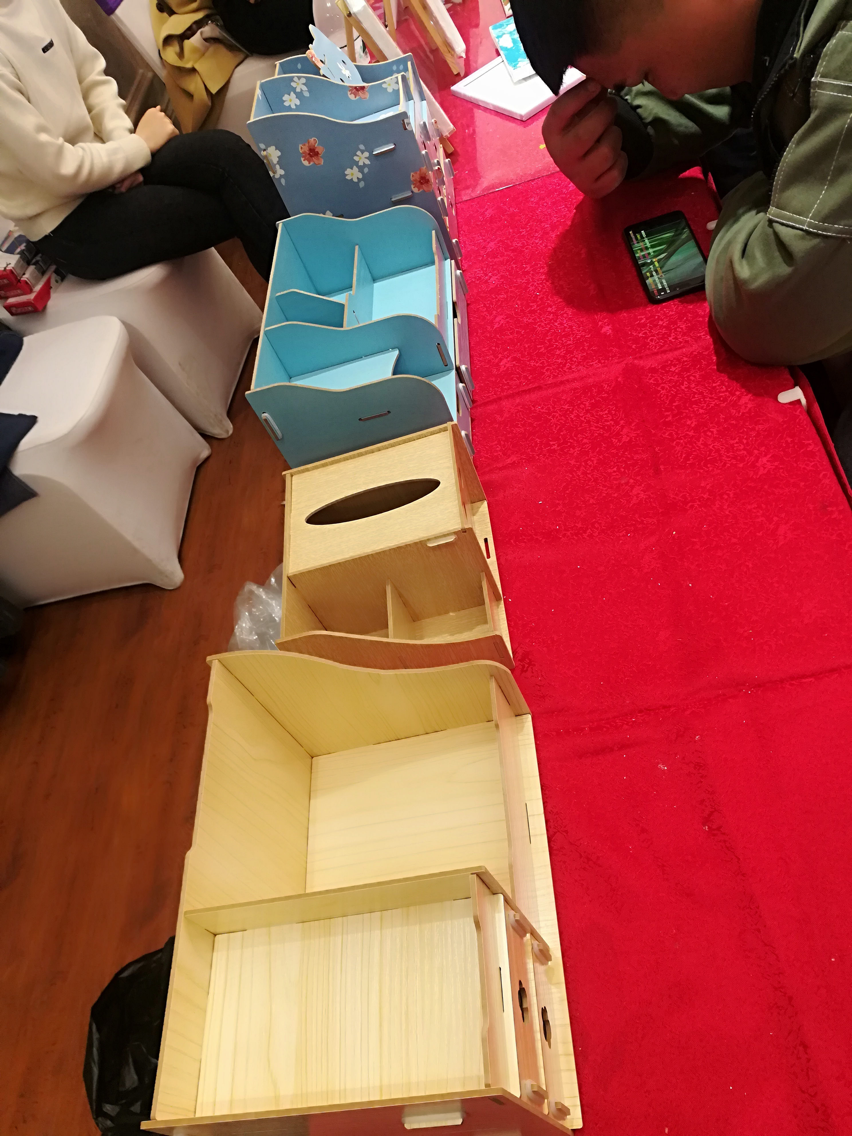 收纳盒组装