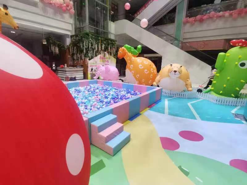 膨胀动物园