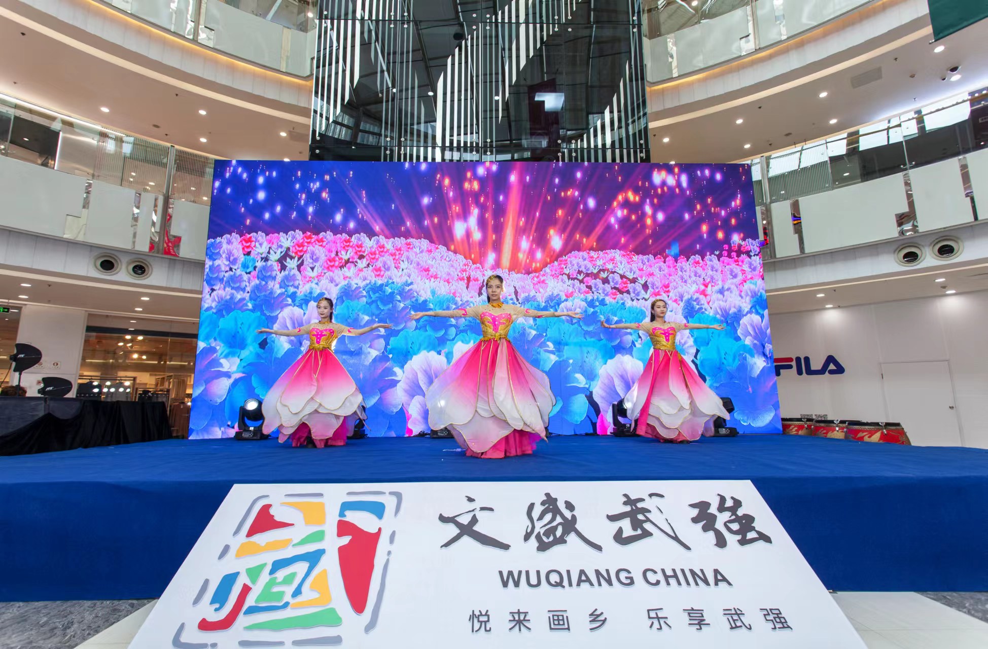 海南海口立体字泡沫字发光字广告安装