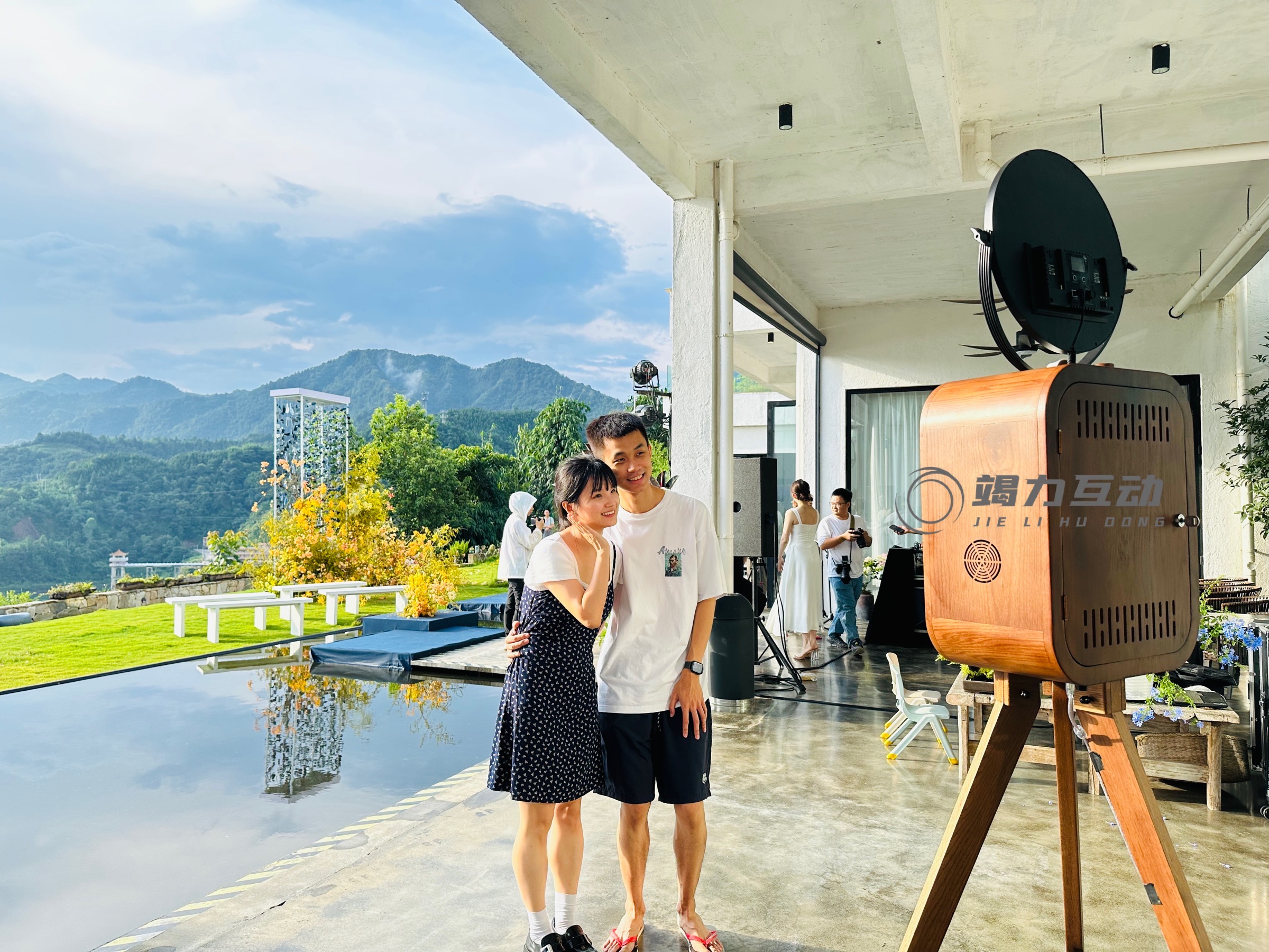 火爆全网婚礼photobooth拍照