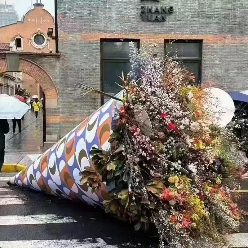 七夕情人节打卡装置城市心跳巨型花束爱心互动跳动的心