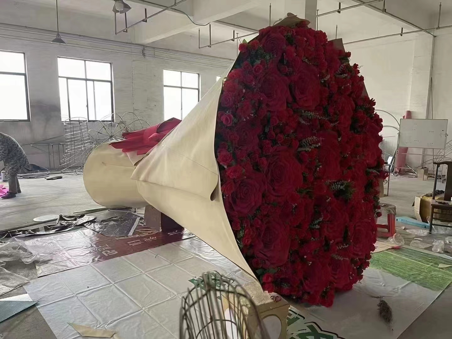 七夕情人节打卡装置城市心跳巨型花束爱心互动跳动的心