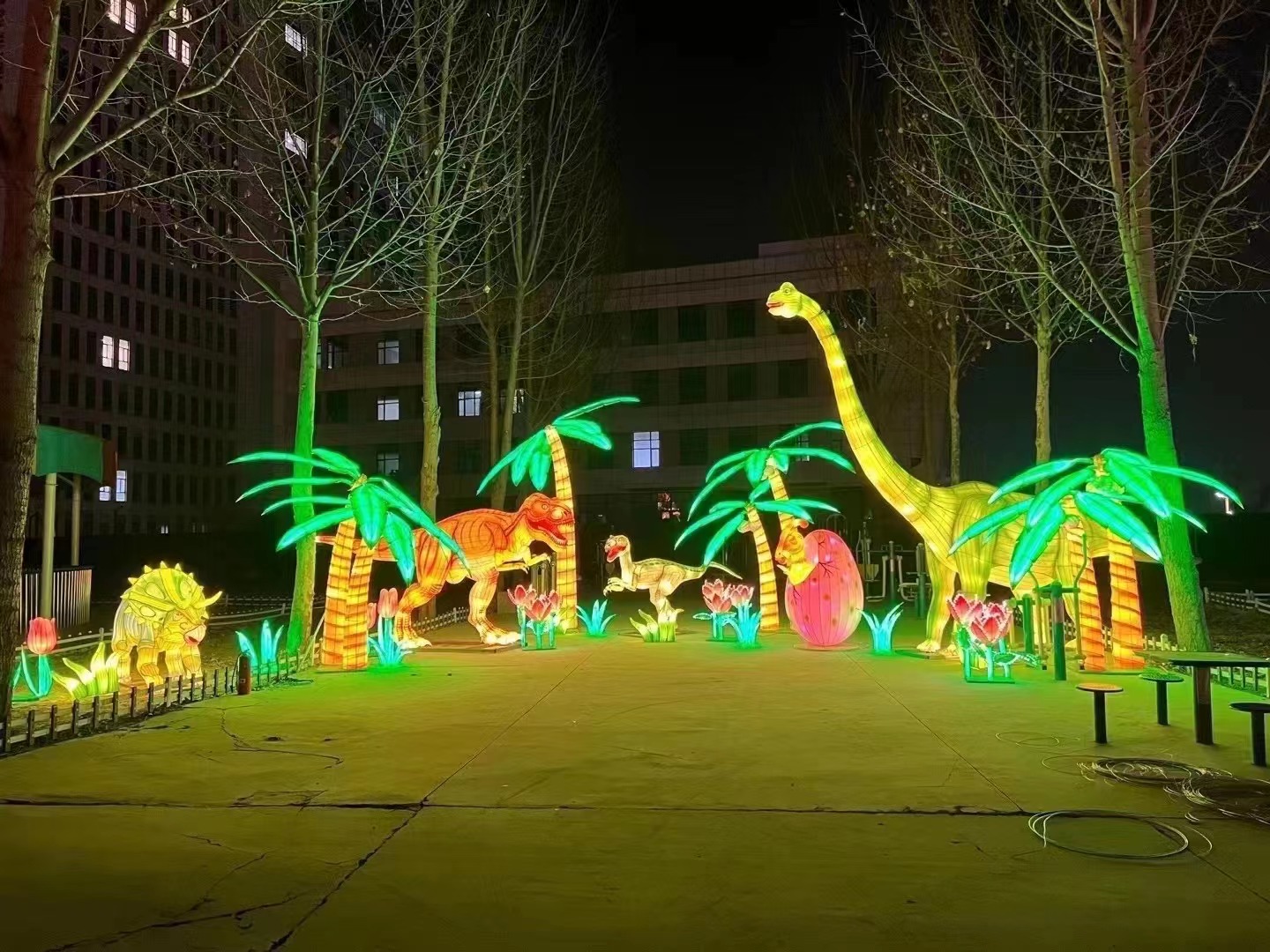 花灯彩灯，大型传统户外灯会