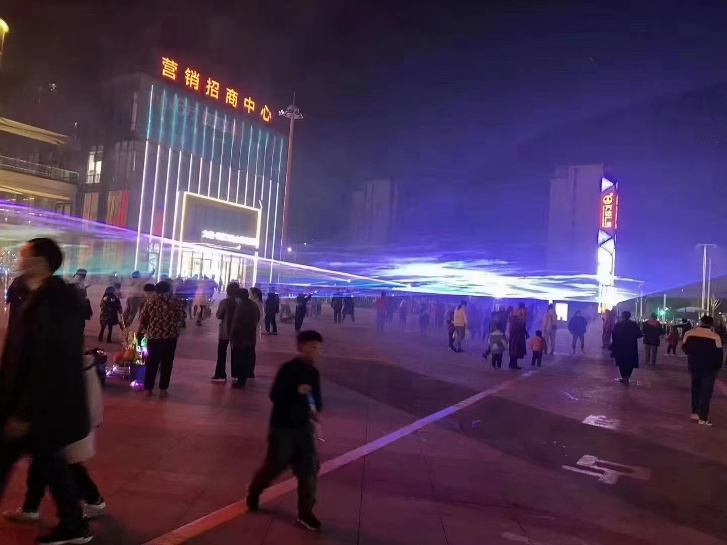 全彩激光灯北极光七彩编程款激光秀出租