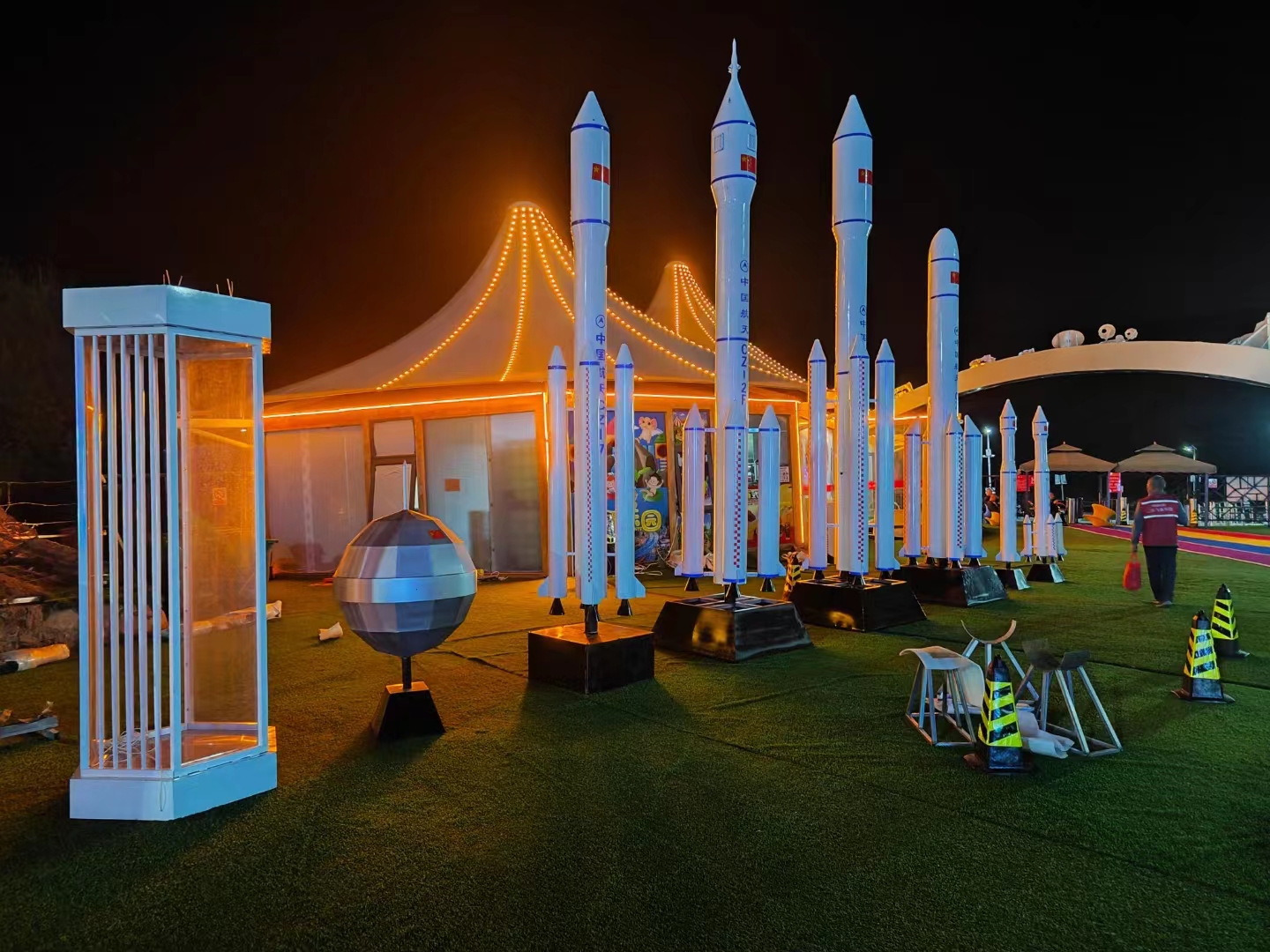 河北张家口游乐场航天普展长征火箭火星车阿波罗月球车