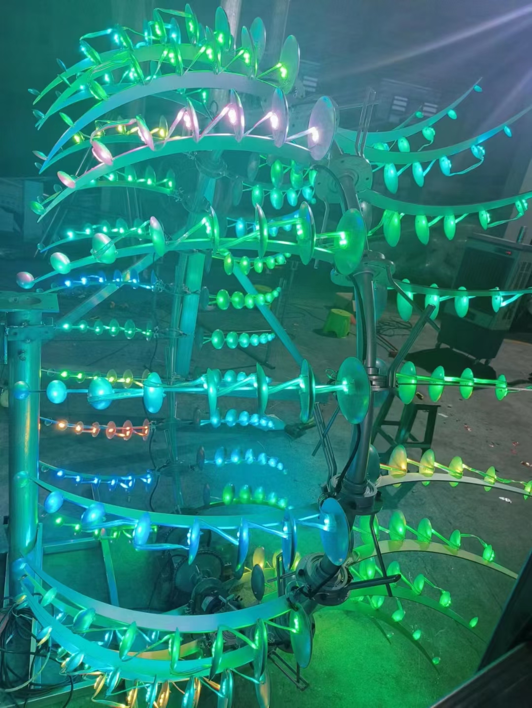 风动雕塑不锈钢景观雕塑不夜城灯光网红景观灯