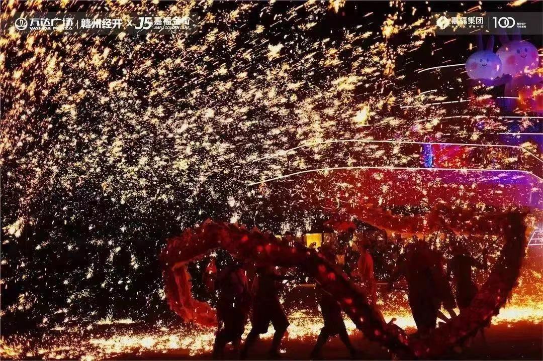 打铁花  非遗打铁花表演 