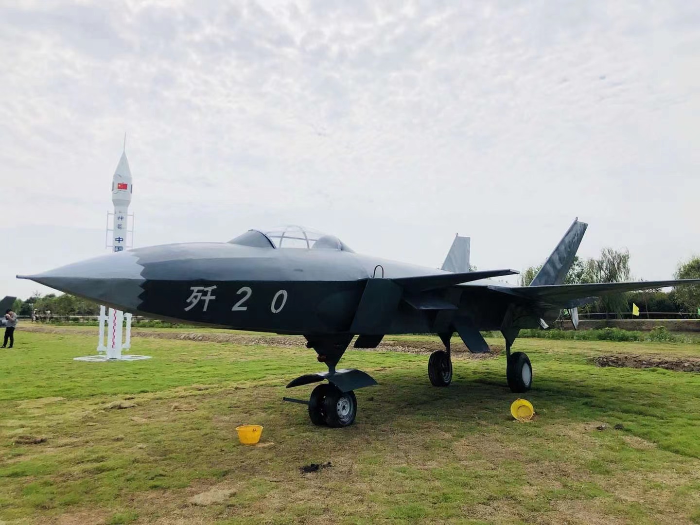 国之重器军事展模型坦克模型装甲车模型飞机模型高射炮模型