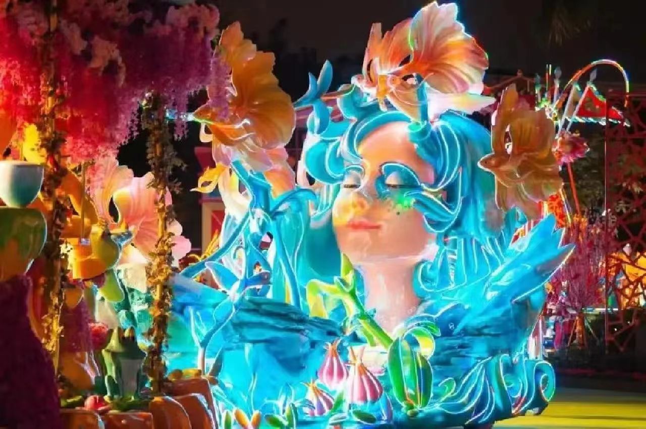 女神彩灯国潮人物花灯网红打卡IP点