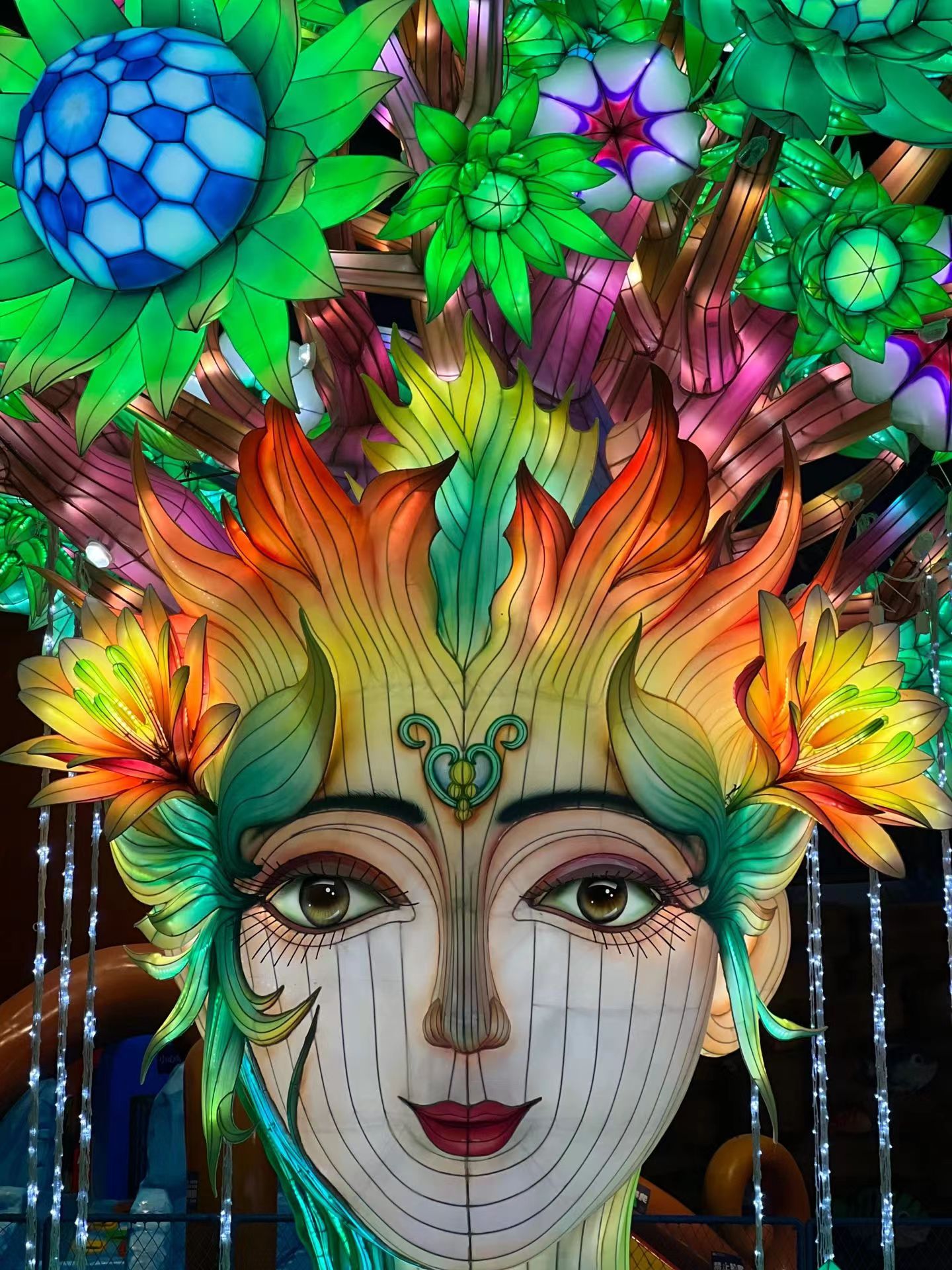 女神彩灯国潮人物花灯网红打卡IP点